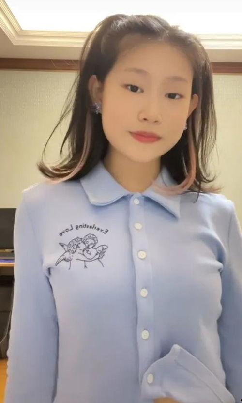 14岁超级女主播,网络红人的崛起之路